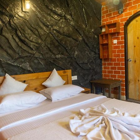 Hobbit Hole Hideaway Bed & Breakfast Procida Dış mekan fotoğraf
