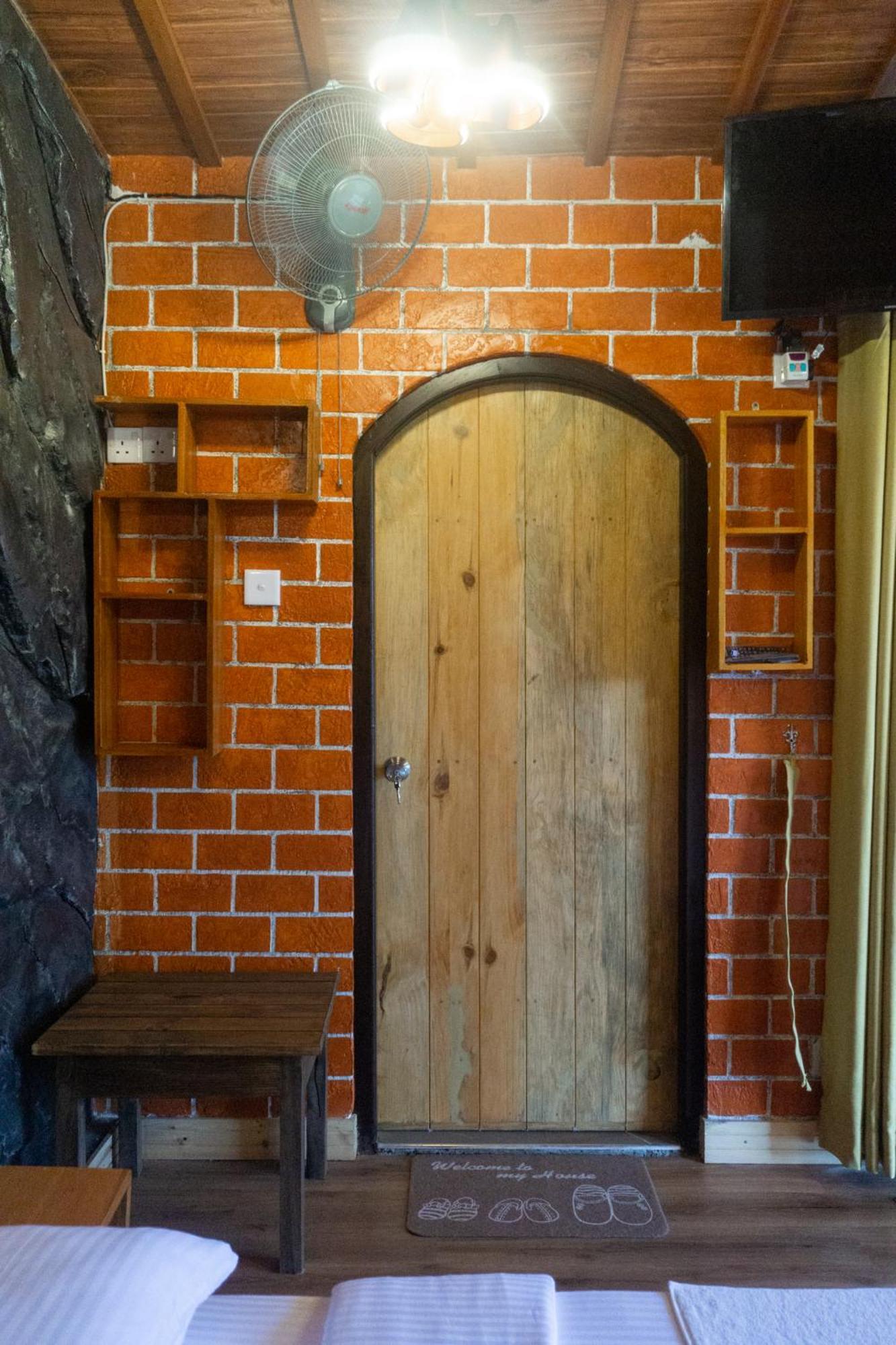 Hobbit Hole Hideaway Bed & Breakfast Procida Dış mekan fotoğraf